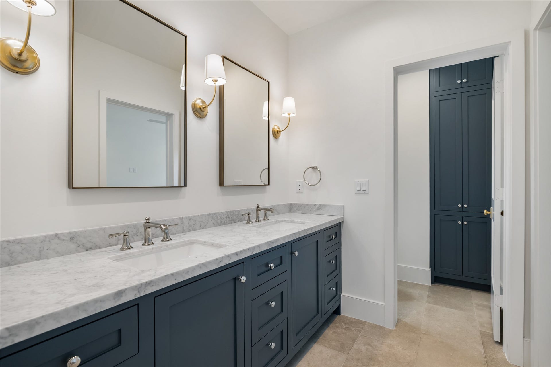 713 W 42nd Street, Houston, TX 77018 713 W 42nd Street, Houston, TX 77018