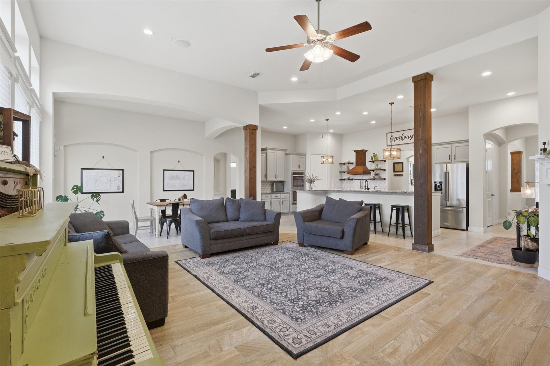 29622 Pewter Run Lane, Katy, TX 77494 Open living space filled with natural light and seamless flow.