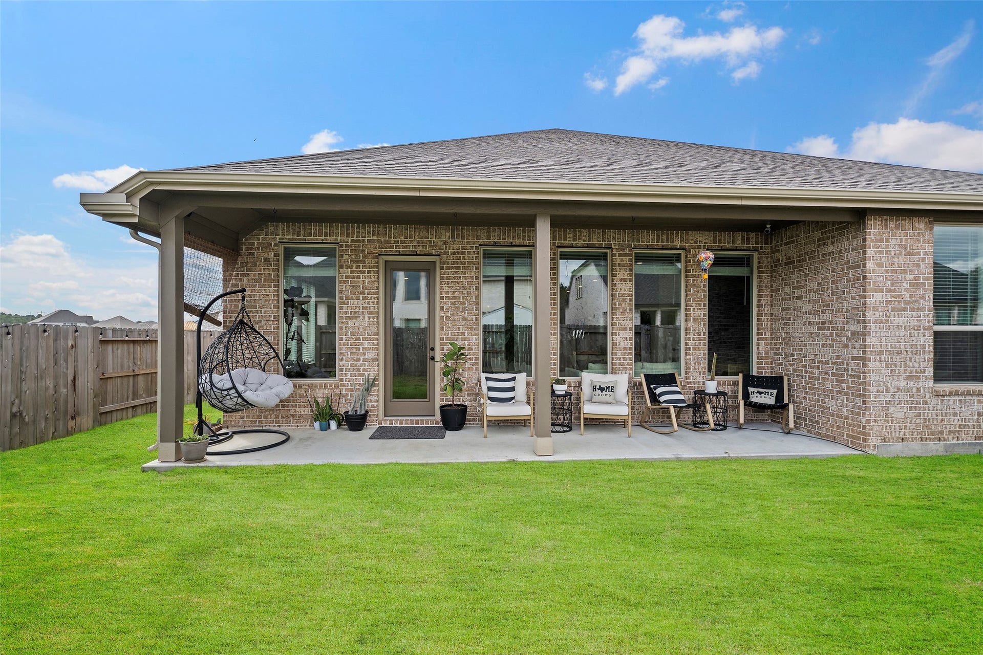 29003 Spicewood Valley Drive, New Caney, TX 77357 29003 Spicewood Valley Drive, New Caney, TX 77357