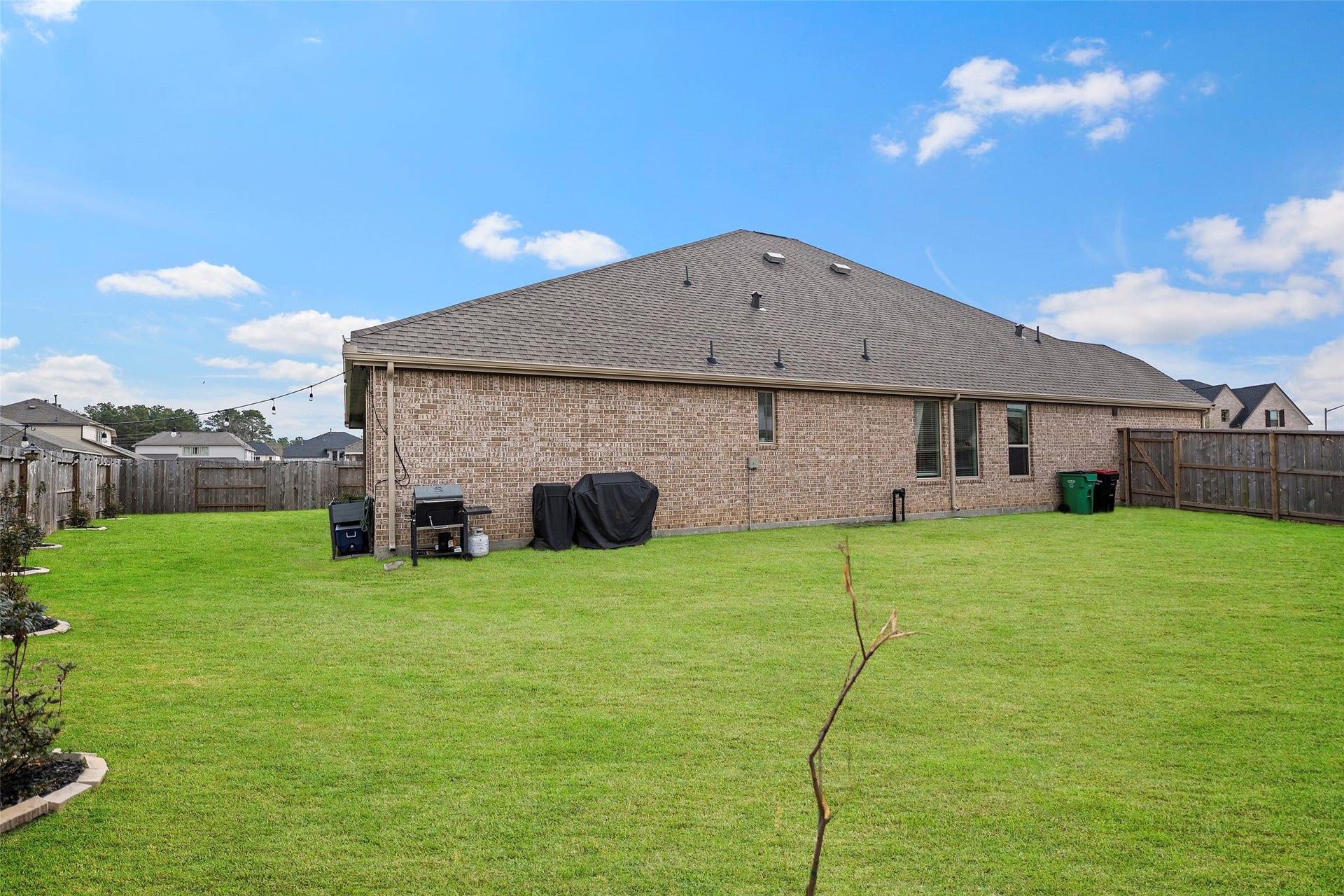 29003 Spicewood Valley Drive, New Caney, TX 77357 29003 Spicewood Valley Drive, New Caney, TX 77357