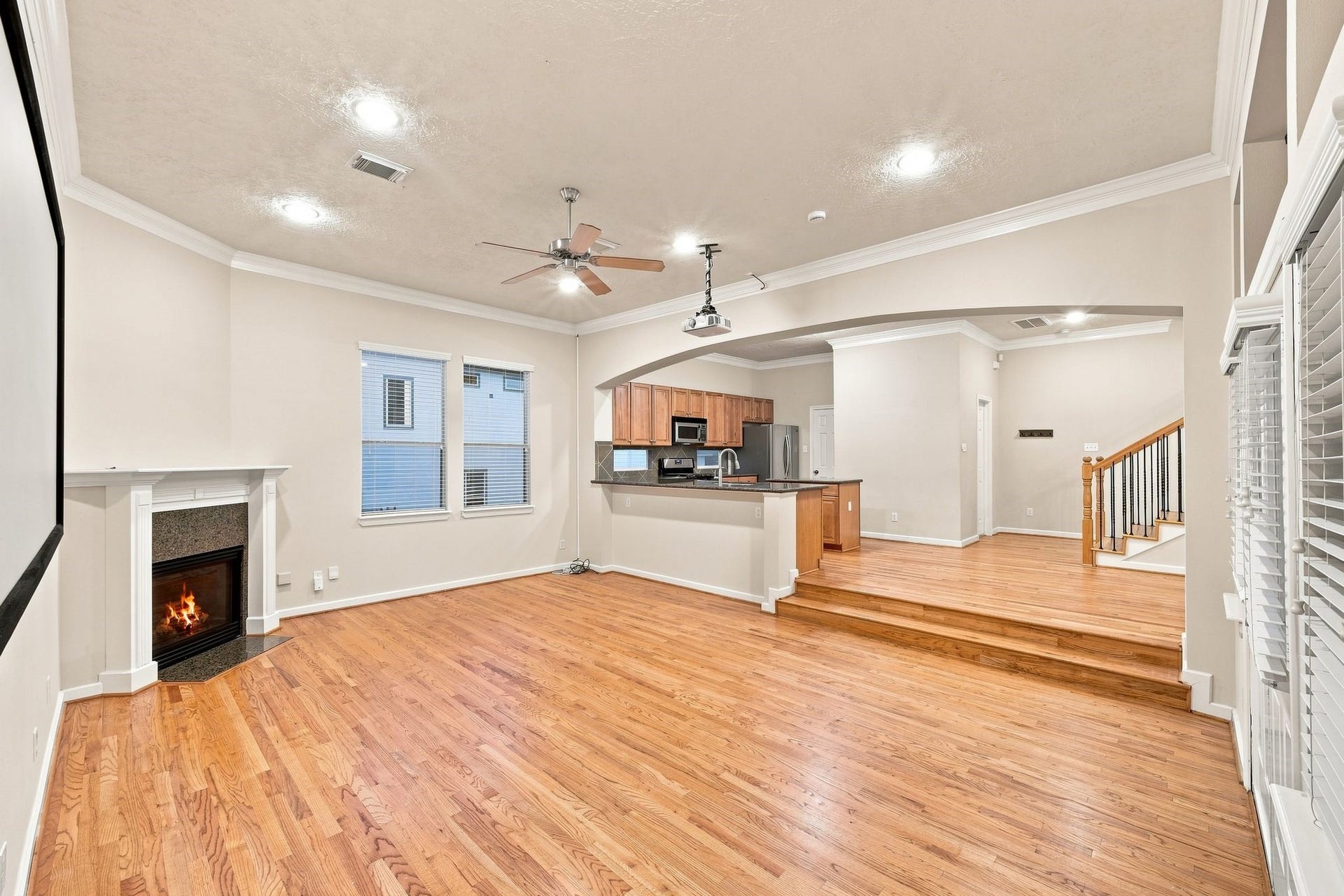 1333 W 21st Street, #B, Houston, TX 77008 1333 W 21st Street, #B, Houston, TX 77008