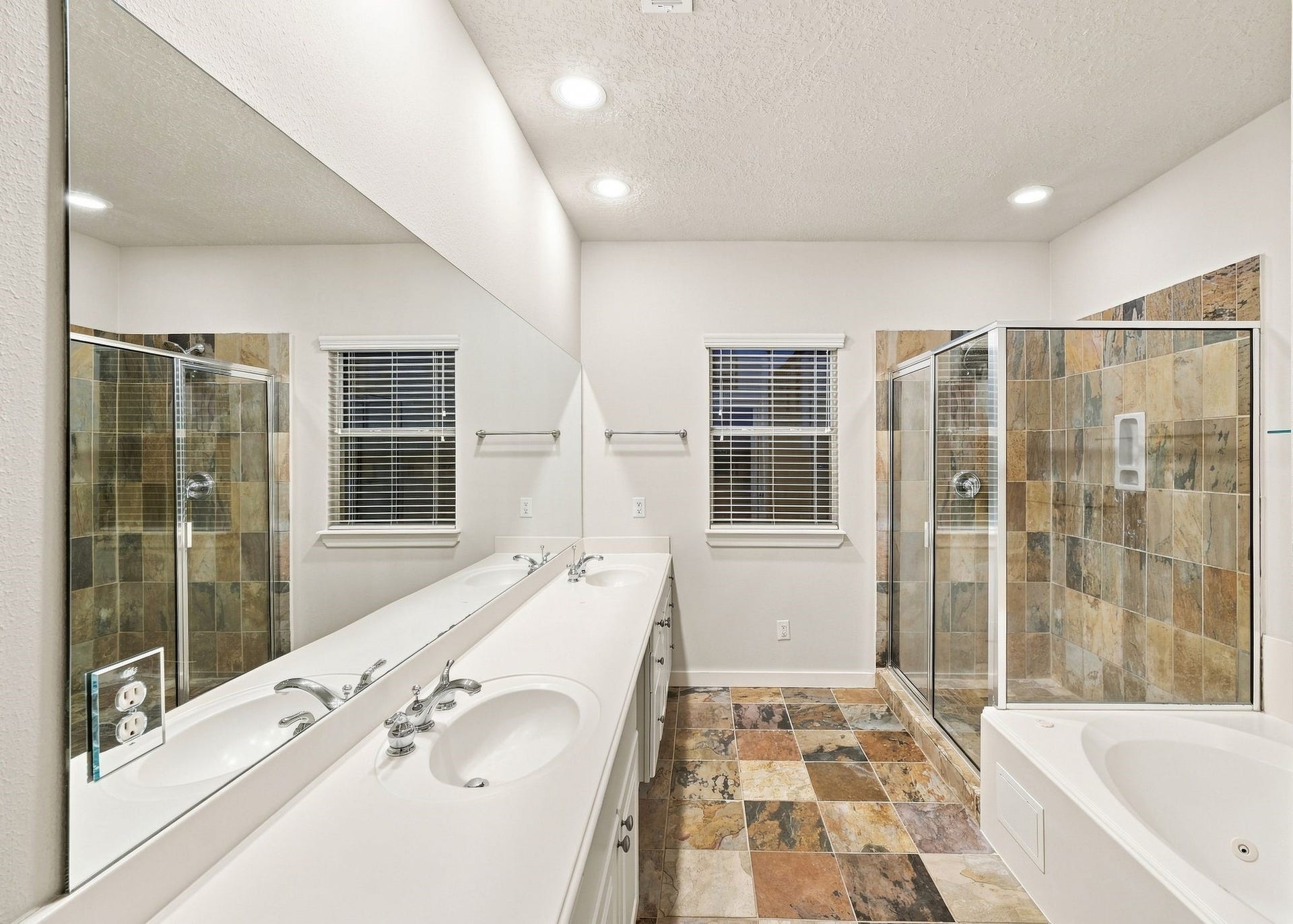 1333 W 21st Street, #B, Houston, TX 77008 1333 W 21st Street, #B, Houston, TX 77008