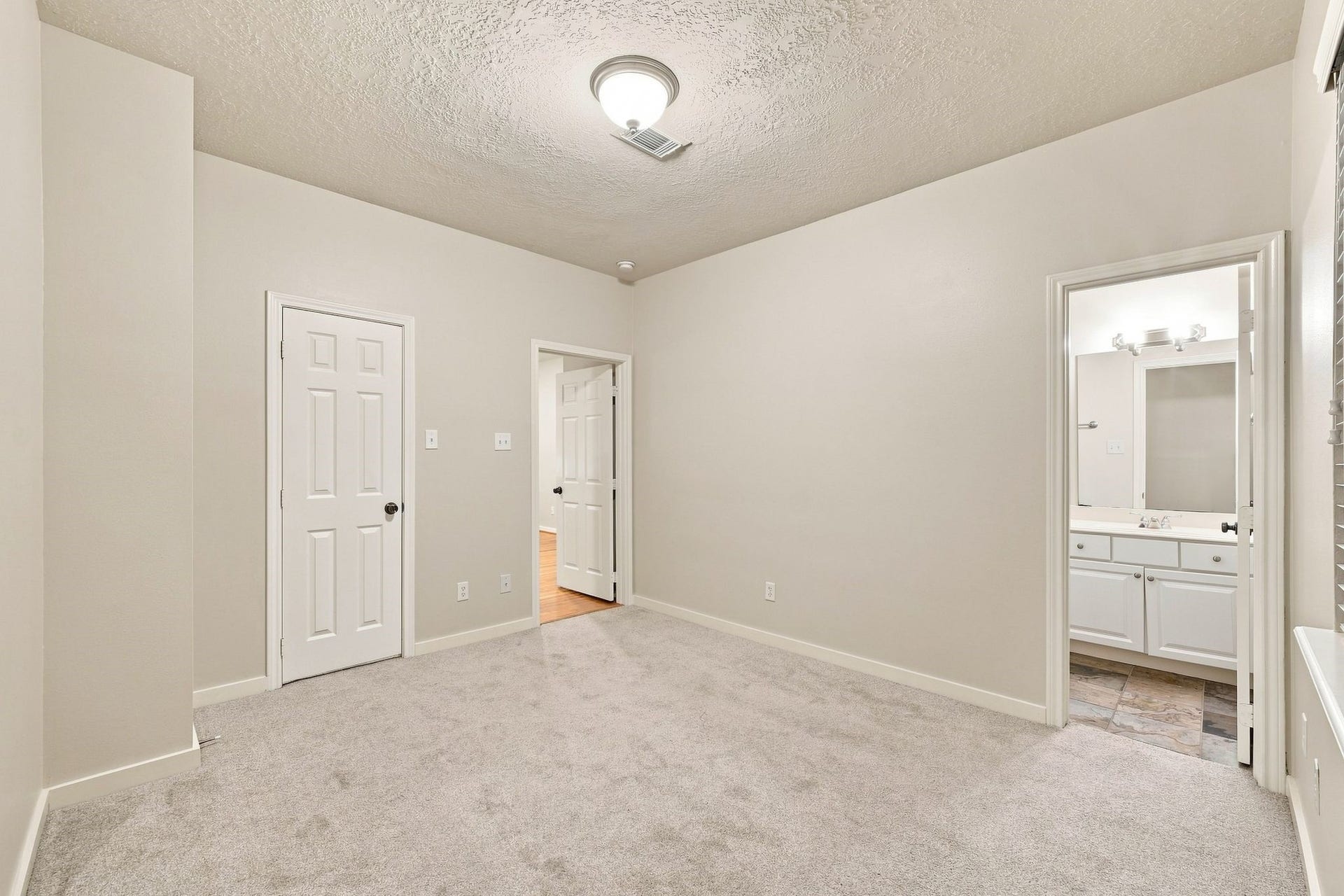 1333 W 21st Street, #B, Houston, TX 77008 1333 W 21st Street, #B, Houston, TX 77008