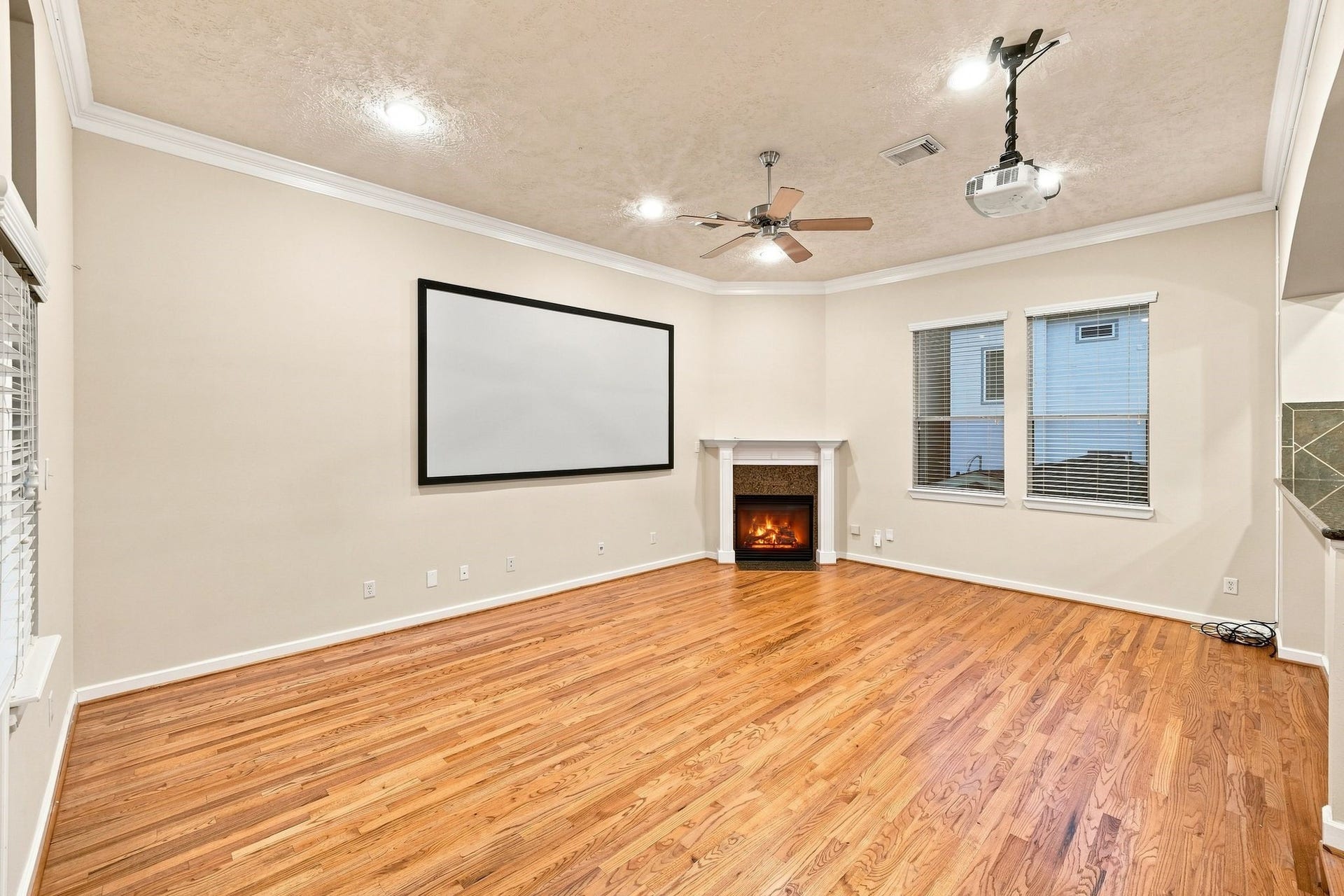 1333 W 21st Street, #B, Houston, TX 77008 1333 W 21st Street, #B, Houston, TX 77008