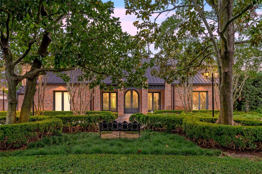 Property photo for 11518 Shadow Way, Houston, TX