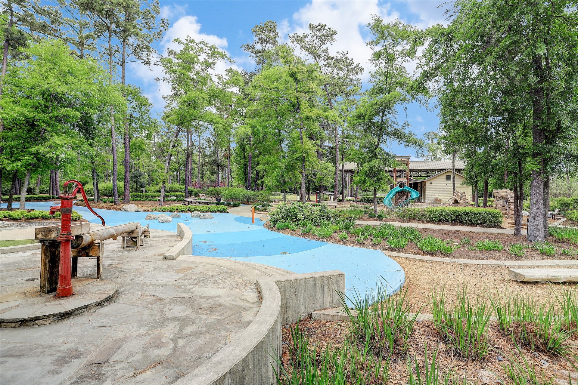 17215 Sages Ravine Drive, Humble, TX 77346 Splash Pad & Nature Play Area