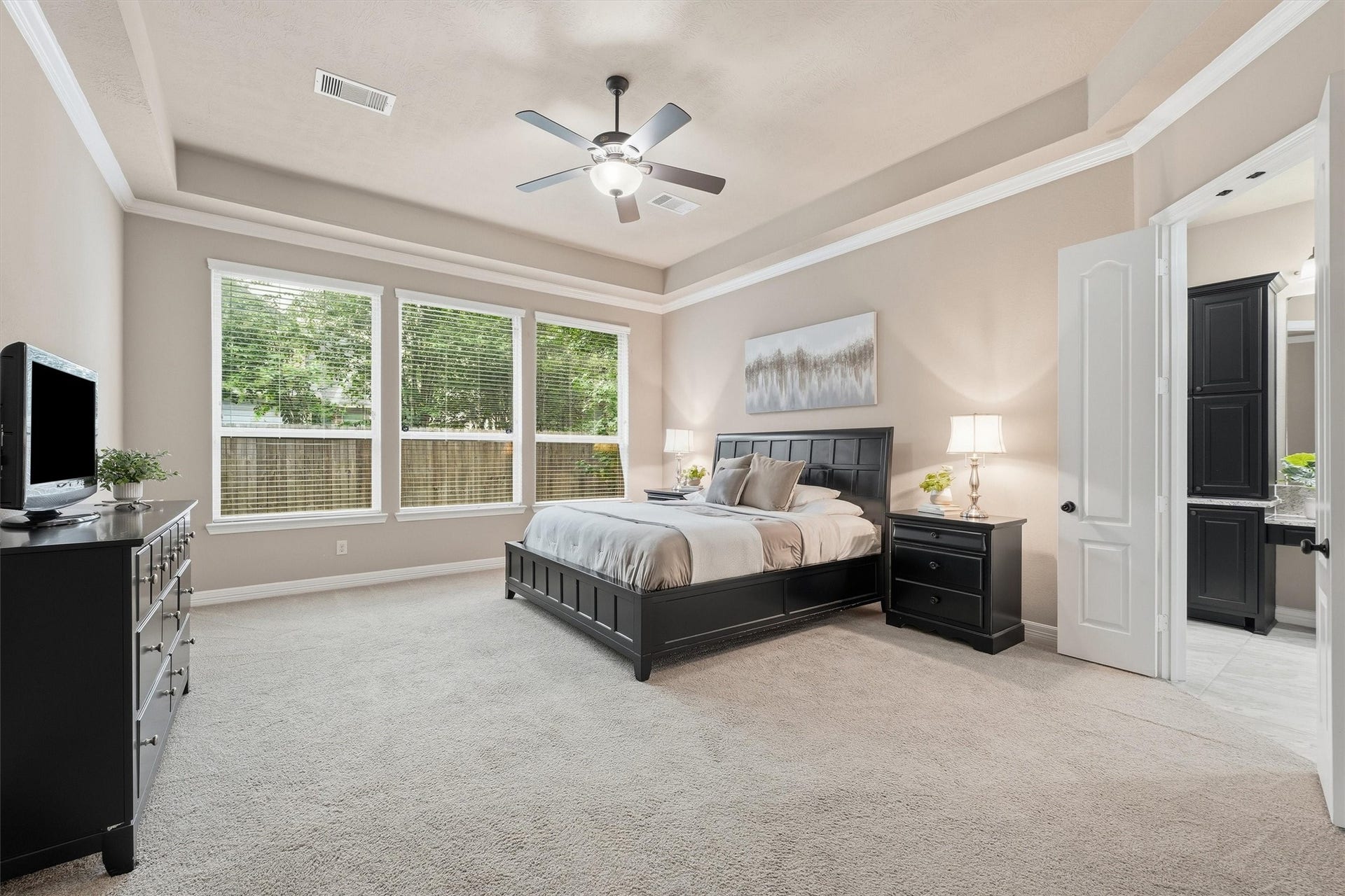 17215 Sages Ravine Drive, Humble, TX 77346 Primary Bedroom