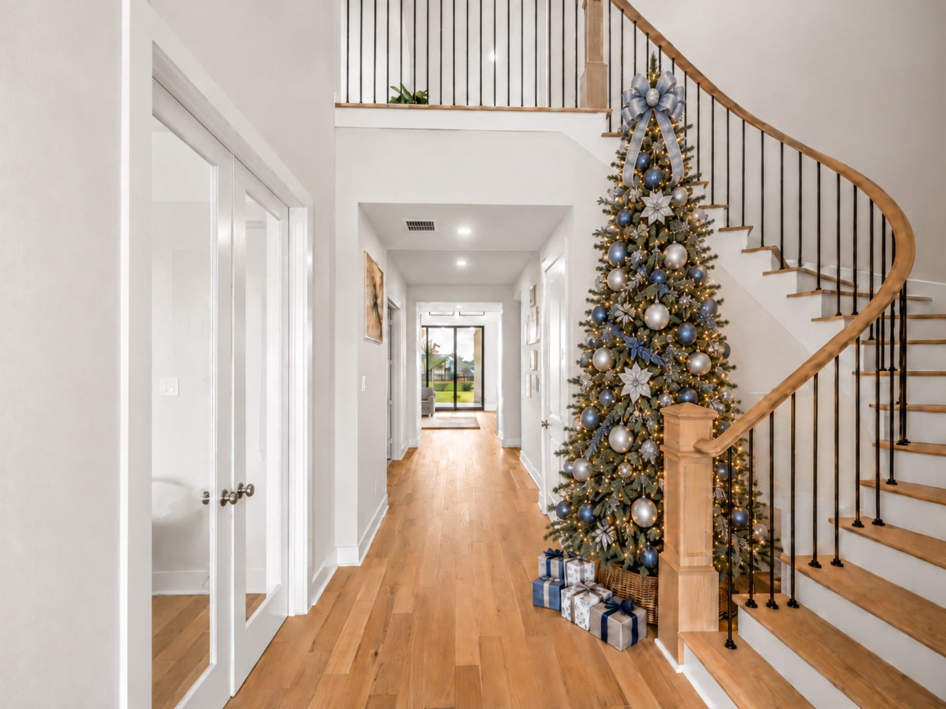 A perfect place for your Christmas tree!