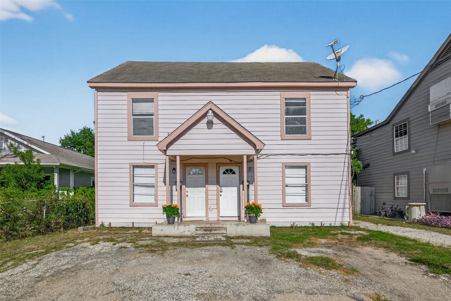 Property photo for 7109 Myrtle Street, Houston, TX