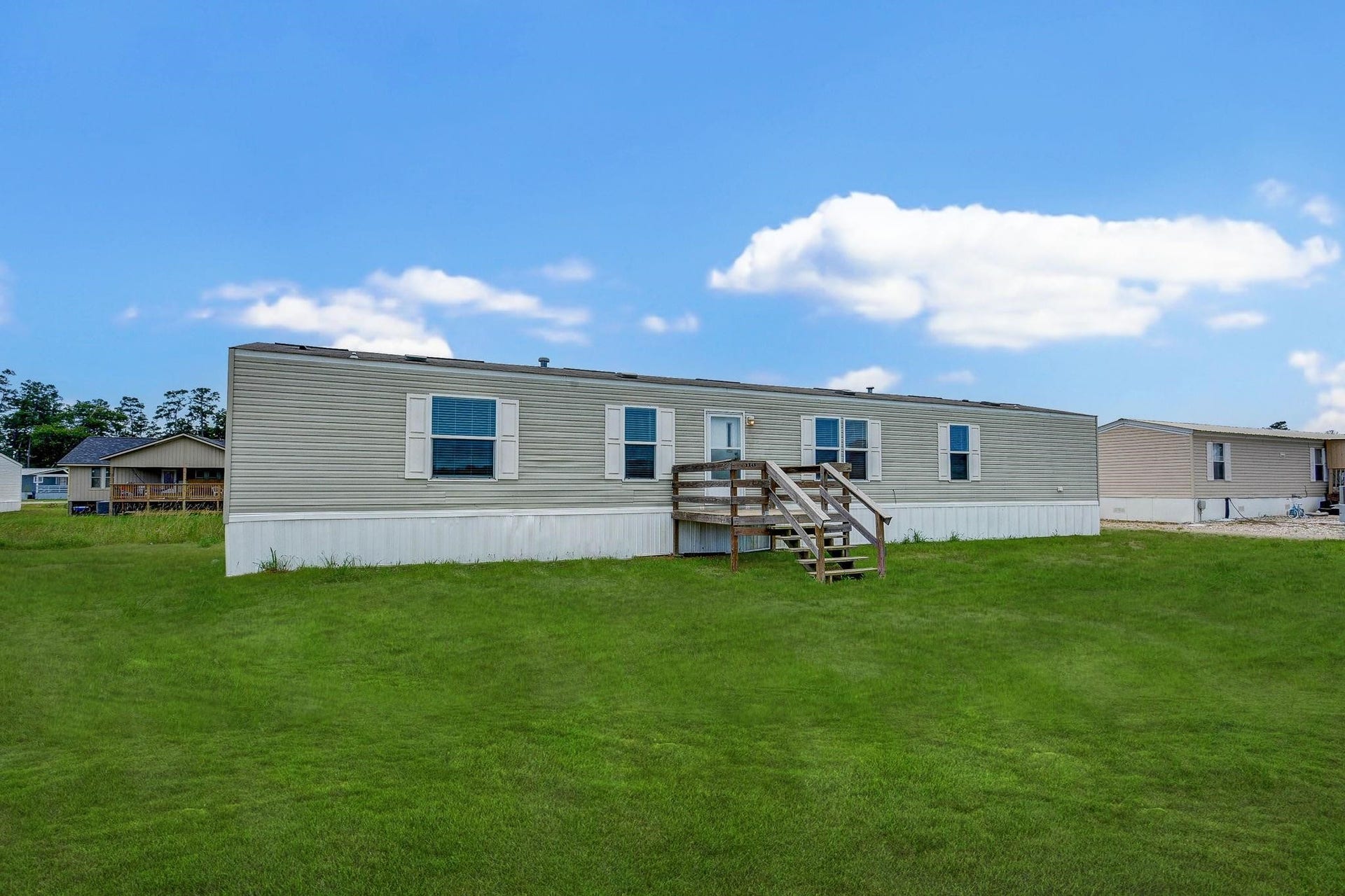 2245 Ben Boulevard, Conroe, TX 77306 2245 Ben Boulevard, Conroe, TX 77306