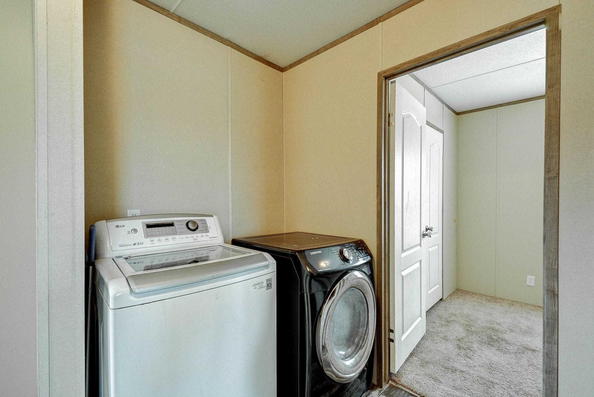 2245 Ben Boulevard, Conroe, TX 77306 2245 Ben Boulevard, Conroe, TX 77306