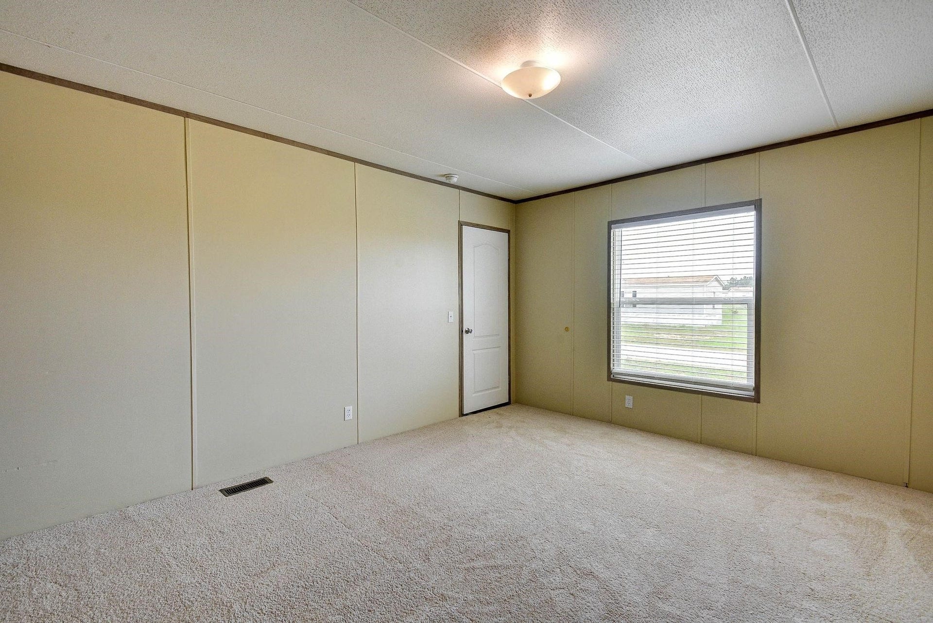 2245 Ben Boulevard, Conroe, TX 77306 2245 Ben Boulevard, Conroe, TX 77306