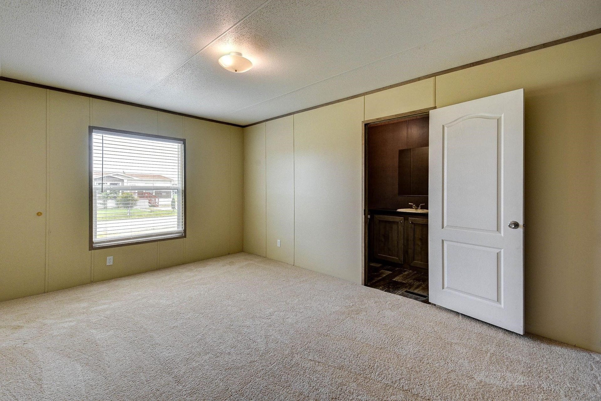 2245 Ben Boulevard, Conroe, TX 77306 2245 Ben Boulevard, Conroe, TX 77306