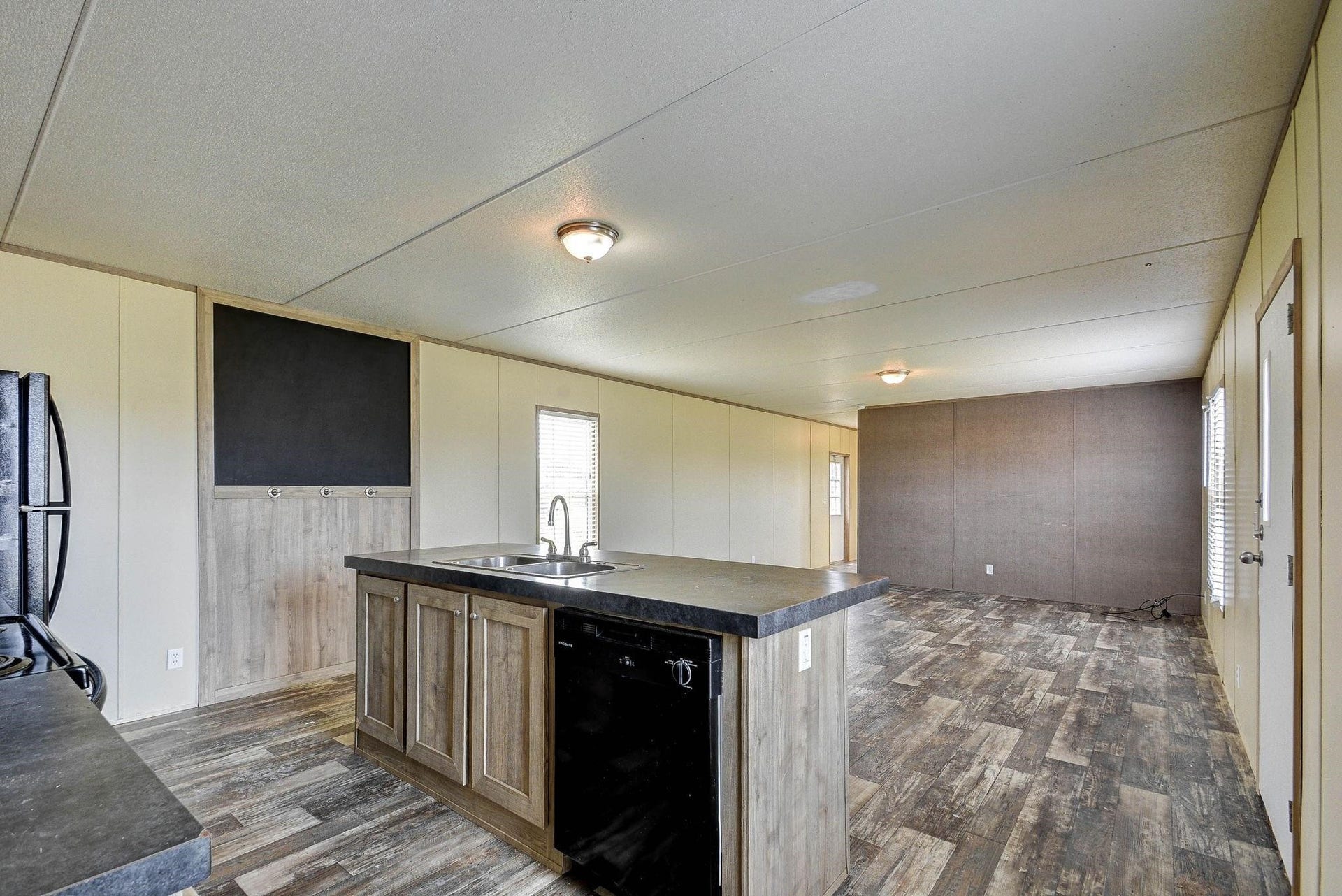 2245 Ben Boulevard, Conroe, TX 77306 2245 Ben Boulevard, Conroe, TX 77306