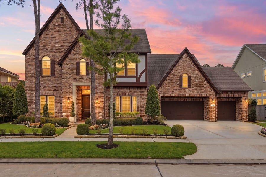Property photo for 195 S Thatcher Bend Circle, The Woodlands, TX