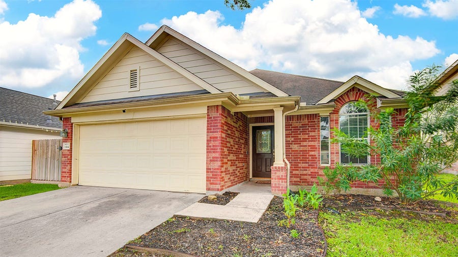 Property photo for 1414 Merryglen Court, Spring, TX