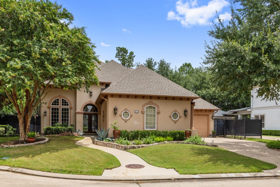 Property photo for 3207 Loblolly Pines Way, Houston, TX