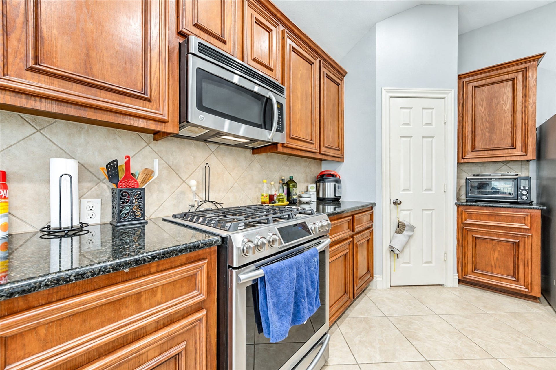 13401 Highland Lake Lane, Pearland, TX 77584 13401 Highland Lake Lane, Pearland, TX 77584