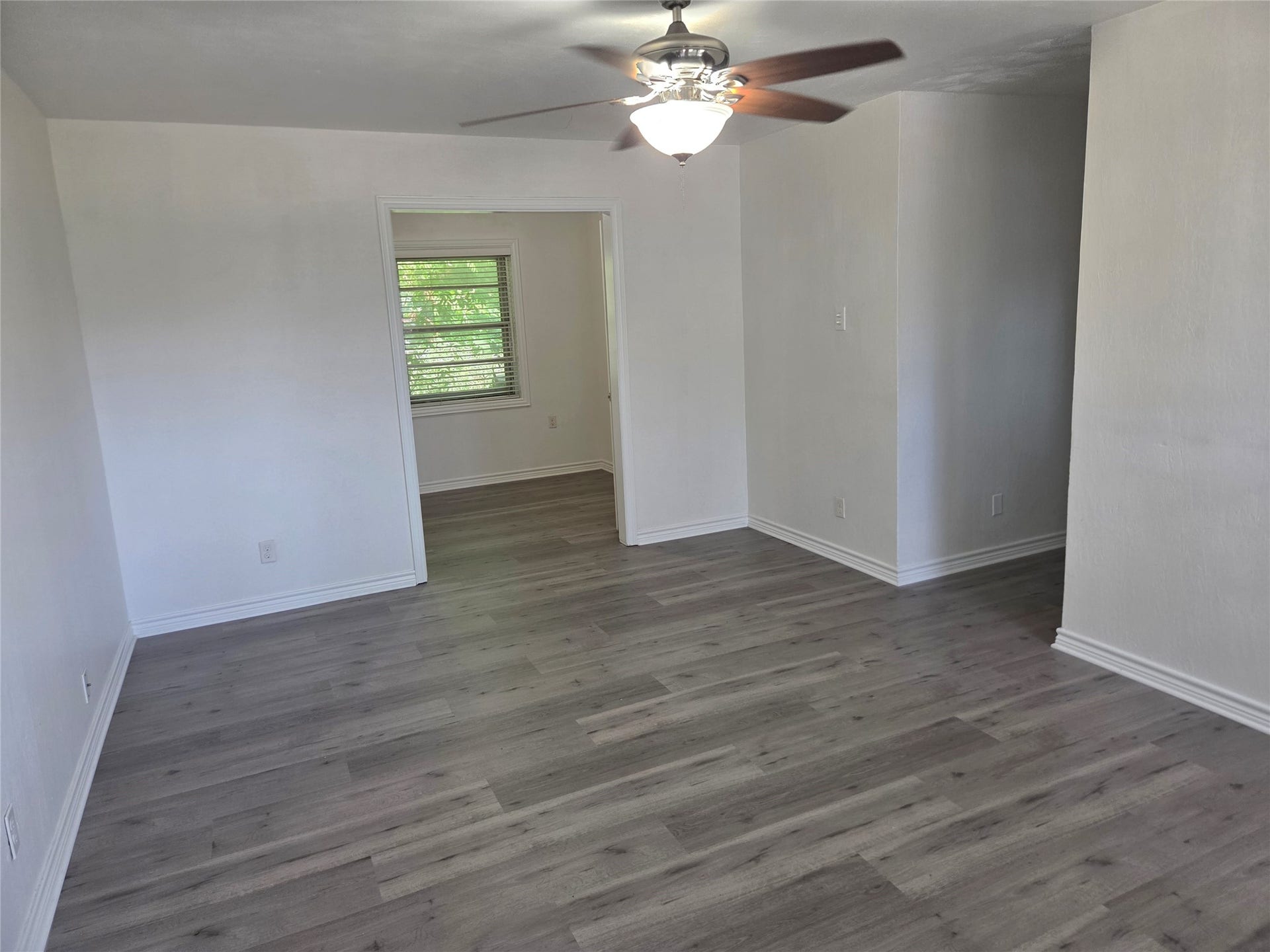 322 Elaine Street, La Marque, TX 77568 322 Elaine Street, La Marque, TX 77568