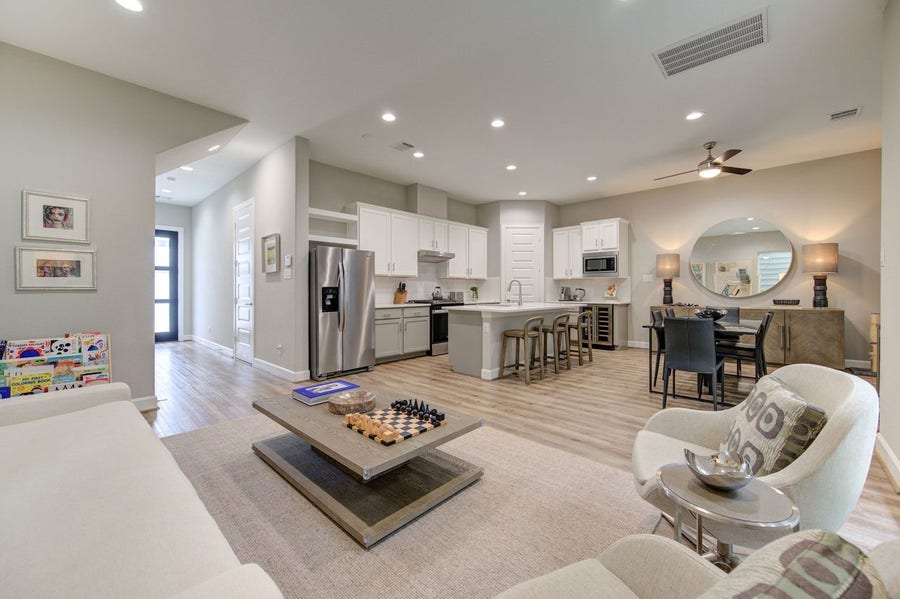 Property photo for 911 W 35th Street, #D, Houston, TX