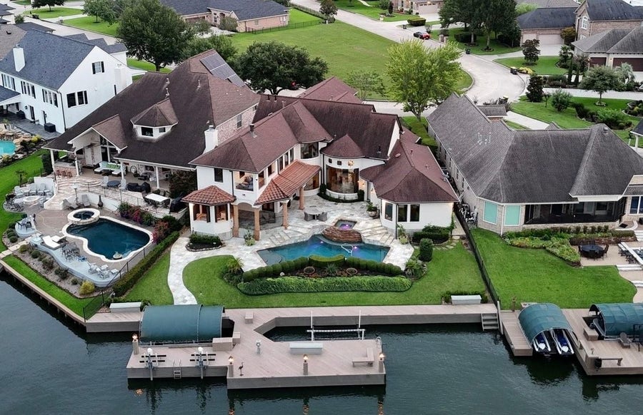 Property photo for 12316 Oak Bend Circle, Conroe, TX