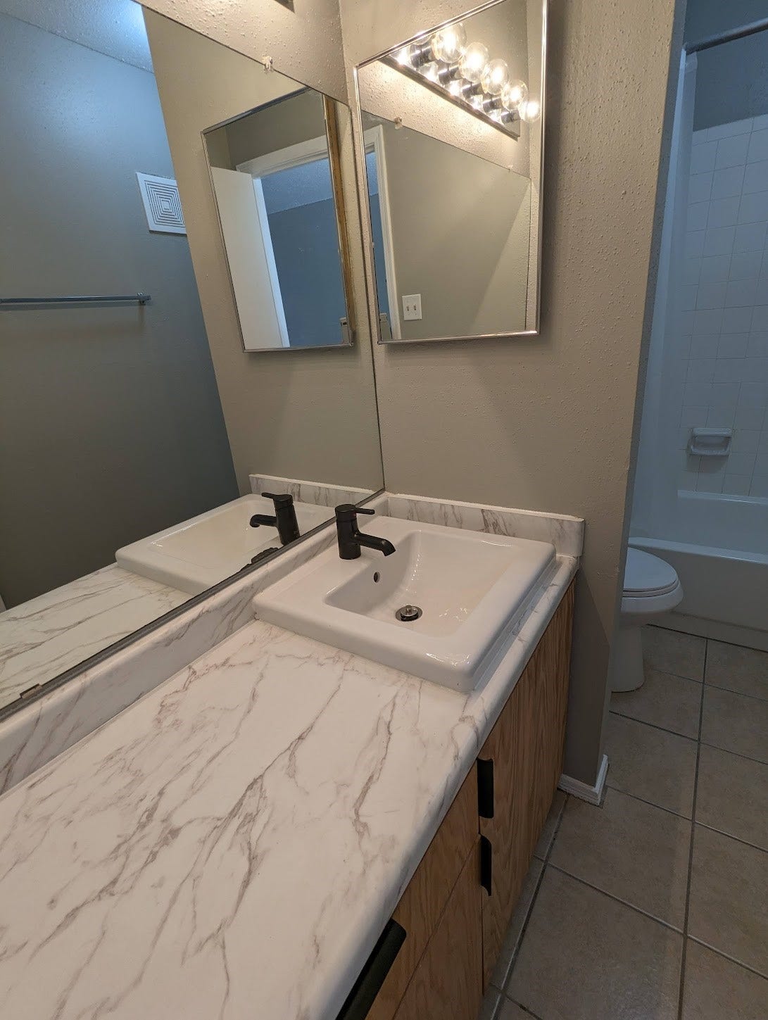 7200 W T C Jester Boulevard, #4301, Houston, TX 77088 7200 W T C Jester Boulevard, #4301, Houston, TX 77088