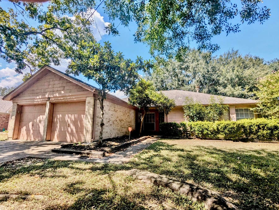 Property photo for 803 Valley Ranch Drive, Katy, TX