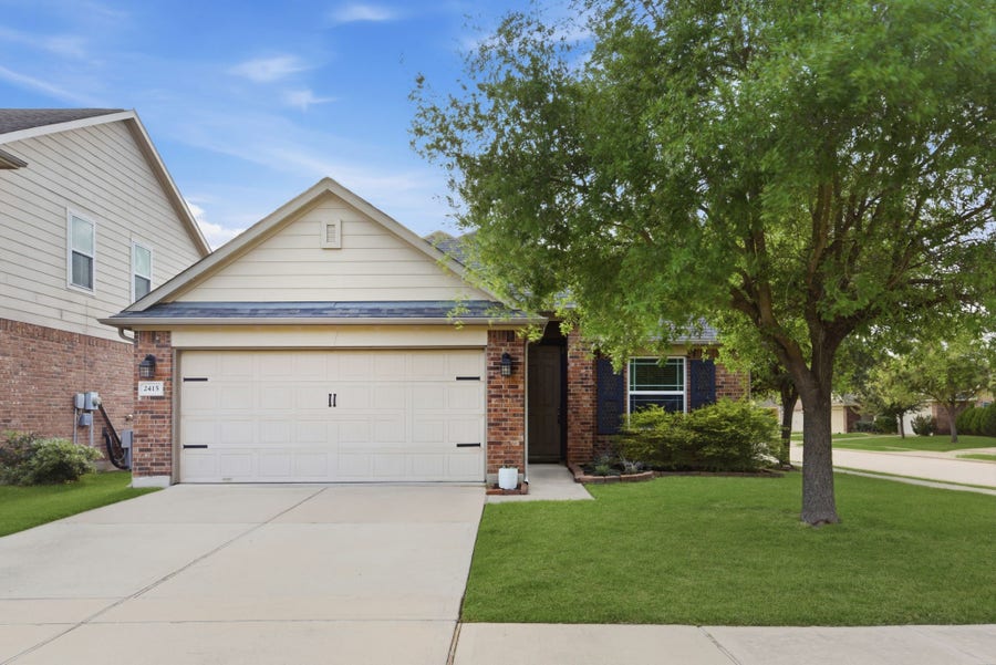 Property photo for 2415 Lakecrest Town Drive, Katy, TX
