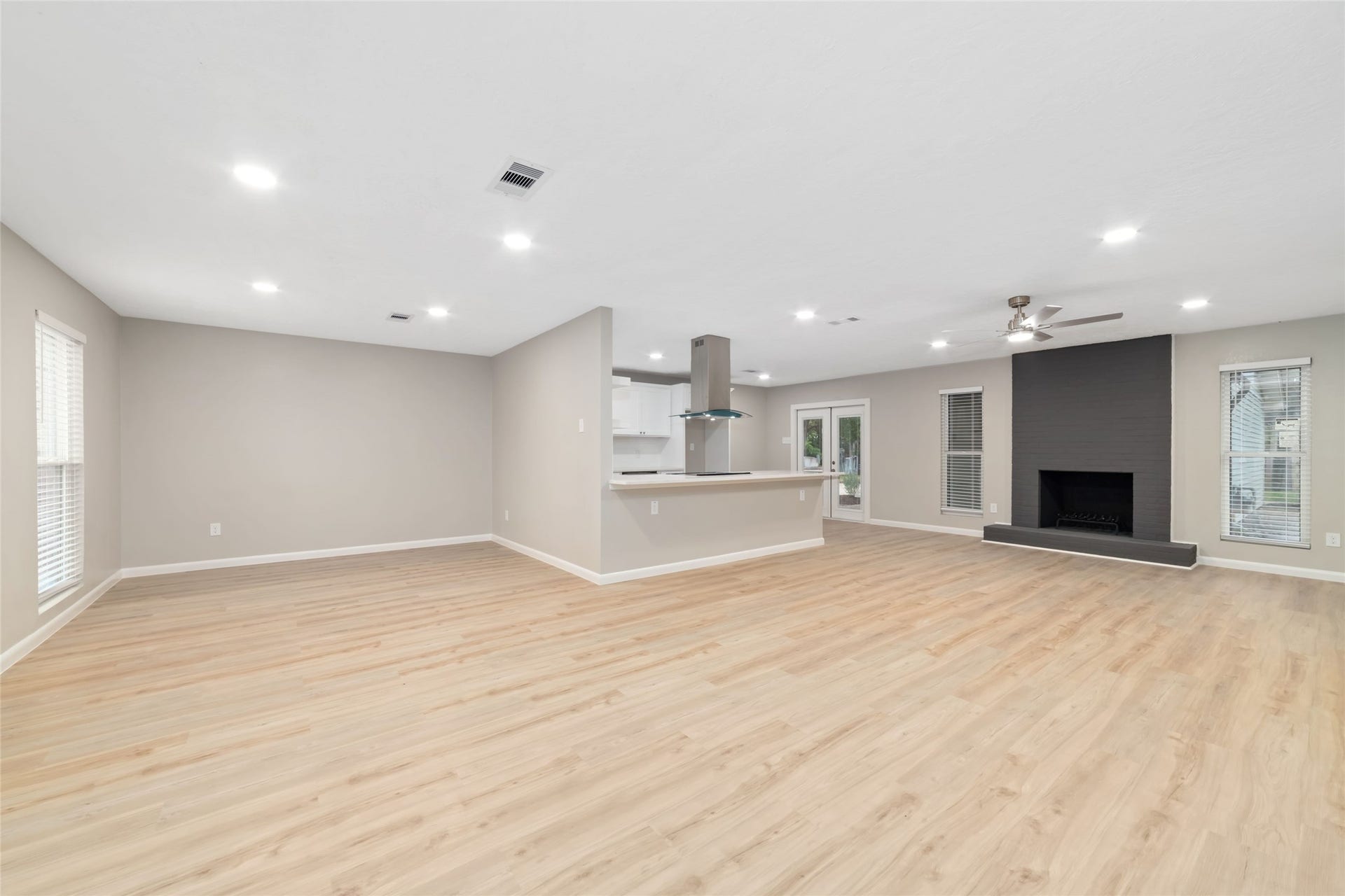 2830 Westerland Drive, Houston, TX 77063 Light floors, soft colors and room for the people you love to stay awhile.