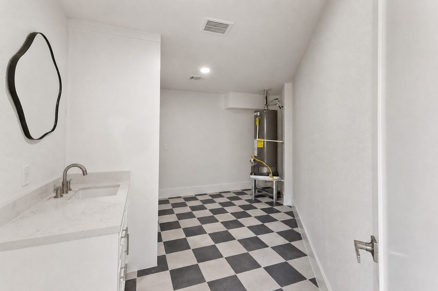 107 Beaver Tail Point, Houston, TX 77024 107 Beaver Tail Point, Houston, TX 77024