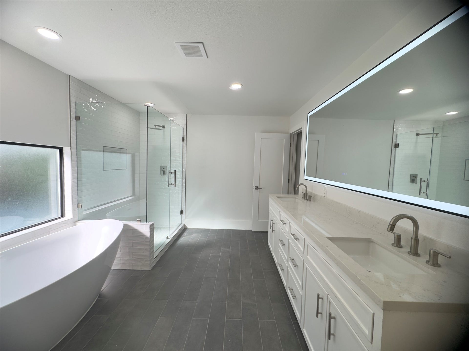 107 Beaver Tail Point, Houston, TX 77024 107 Beaver Tail Point, Houston, TX 77024