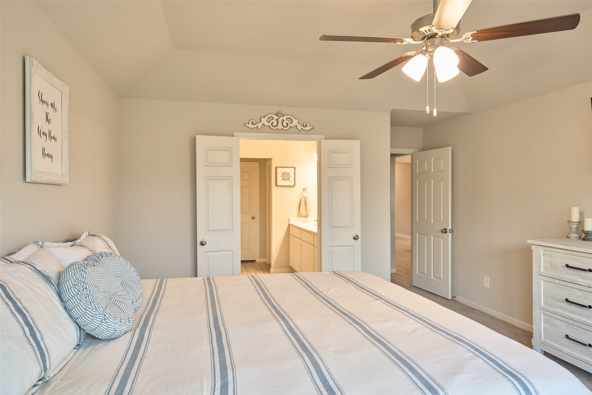 729 Yellow Birch Lane, Conroe, TX 77304 729 Yellow Birch Lane, Conroe, TX 77304