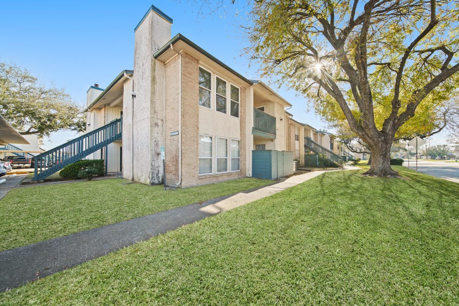 Property photo for 250 El Dorado Boulevard, #210, Houston, TX