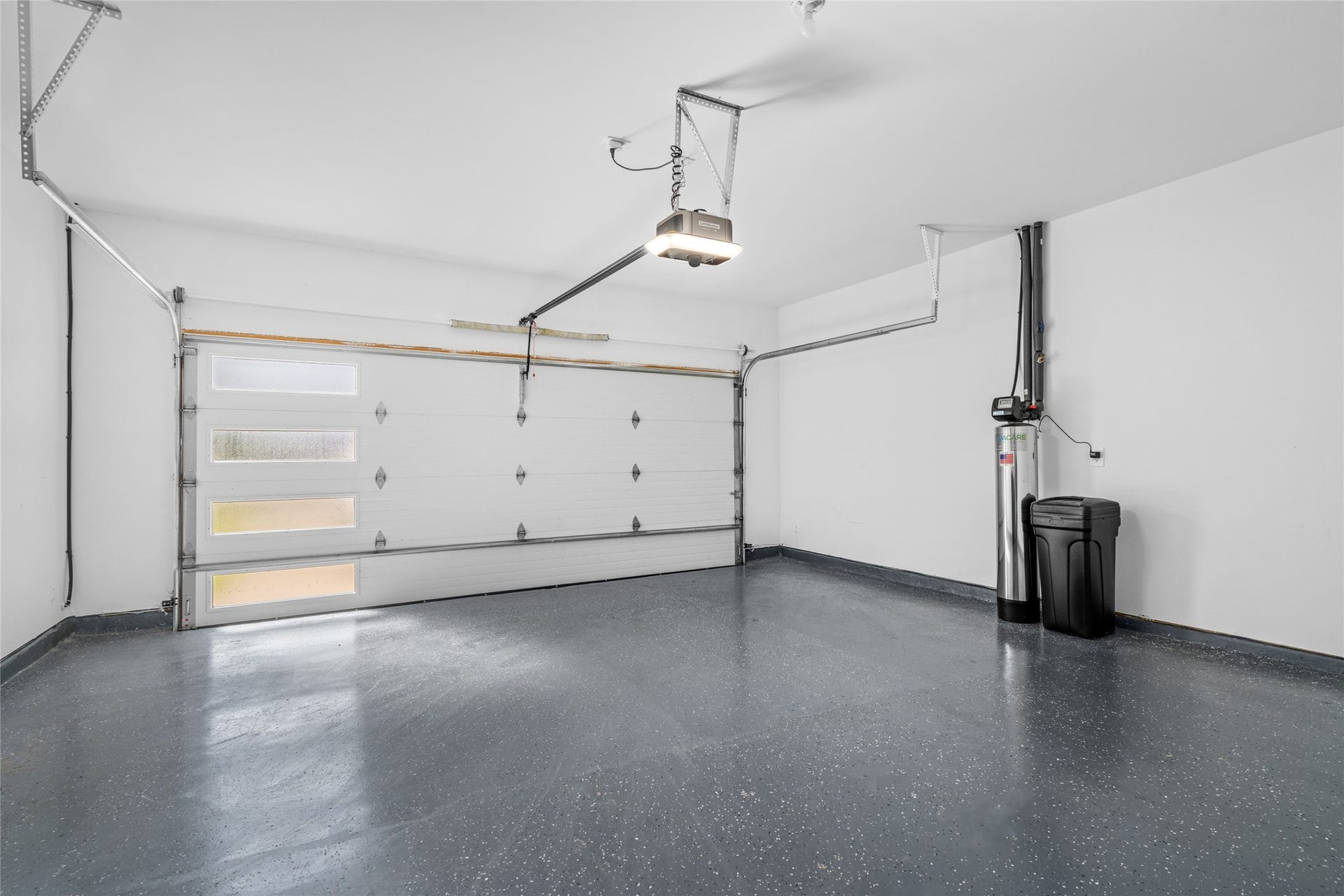 22514 Loreto Costa Lane, Katy, TX 77449 Epoxy flooring and reverse osmosis water filter