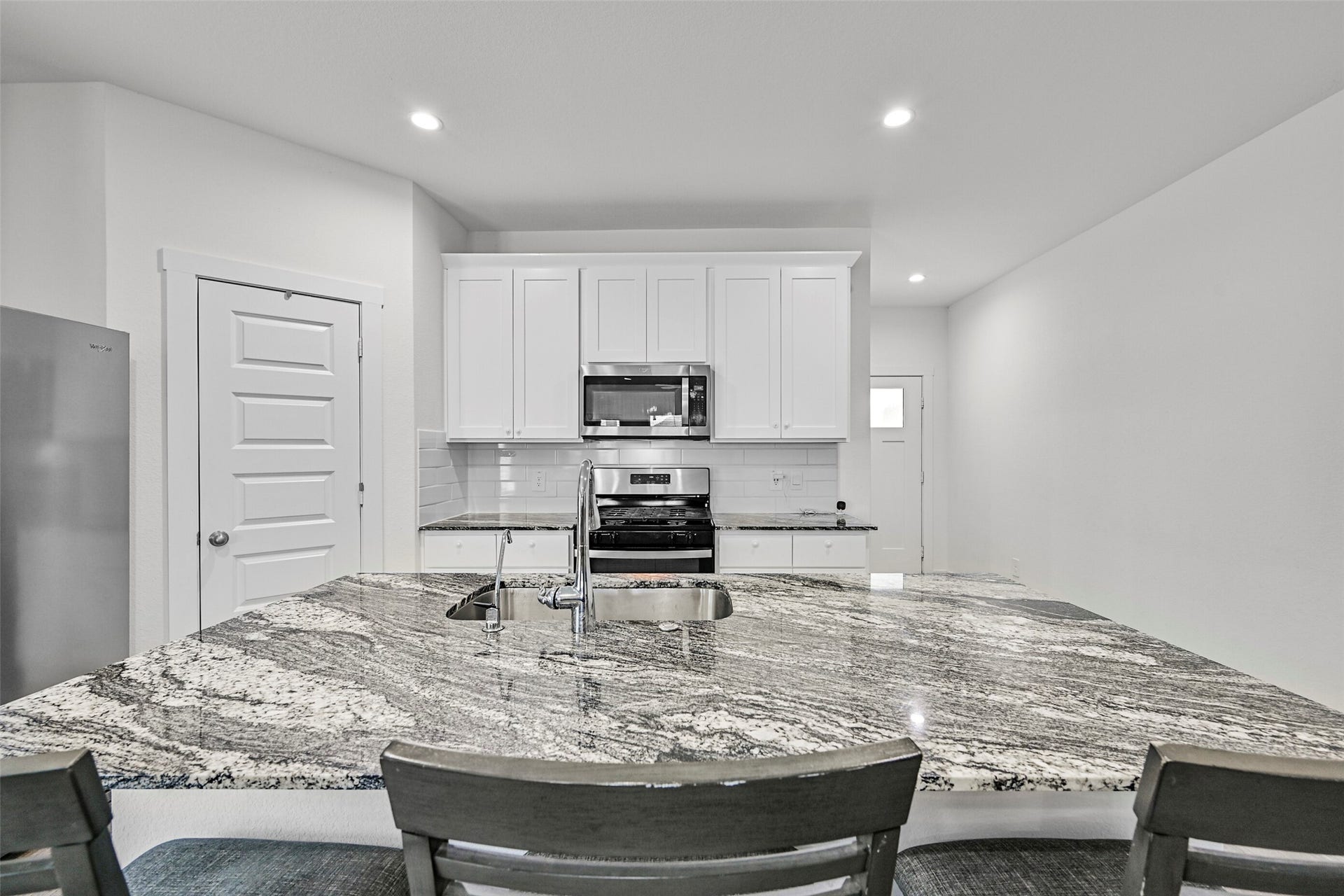 3015 Santa Terrace Lane, League City, TX 77573 3015 Santa Terrace Lane, League City, TX 77573