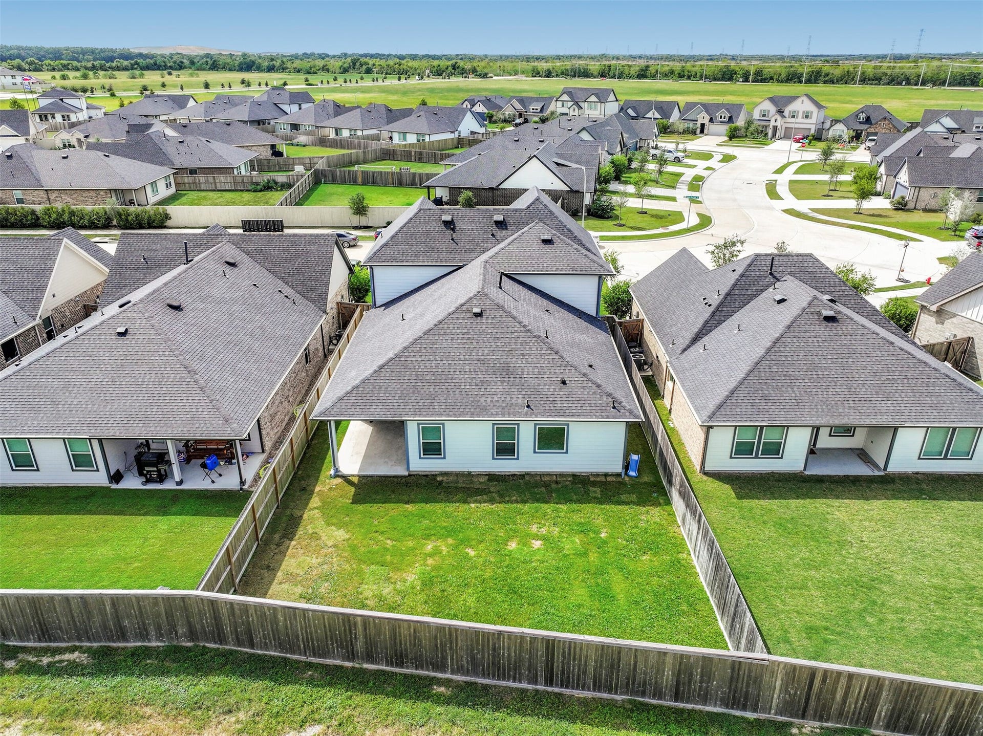 3015 Santa Terrace Lane, League City, TX 77573 3015 Santa Terrace Lane, League City, TX 77573