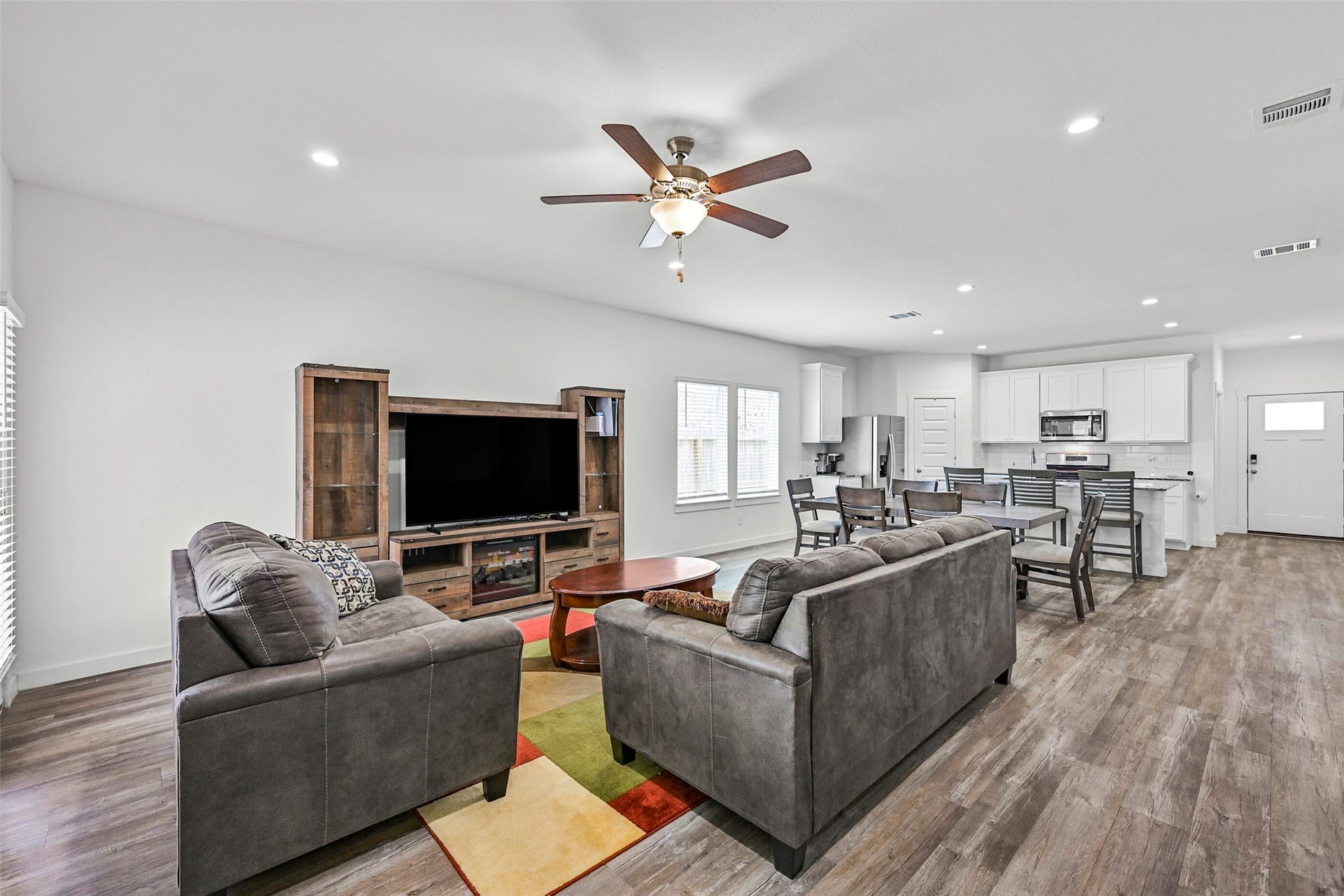 3015 Santa Terrace Lane, League City, TX 77573 3015 Santa Terrace Lane, League City, TX 77573