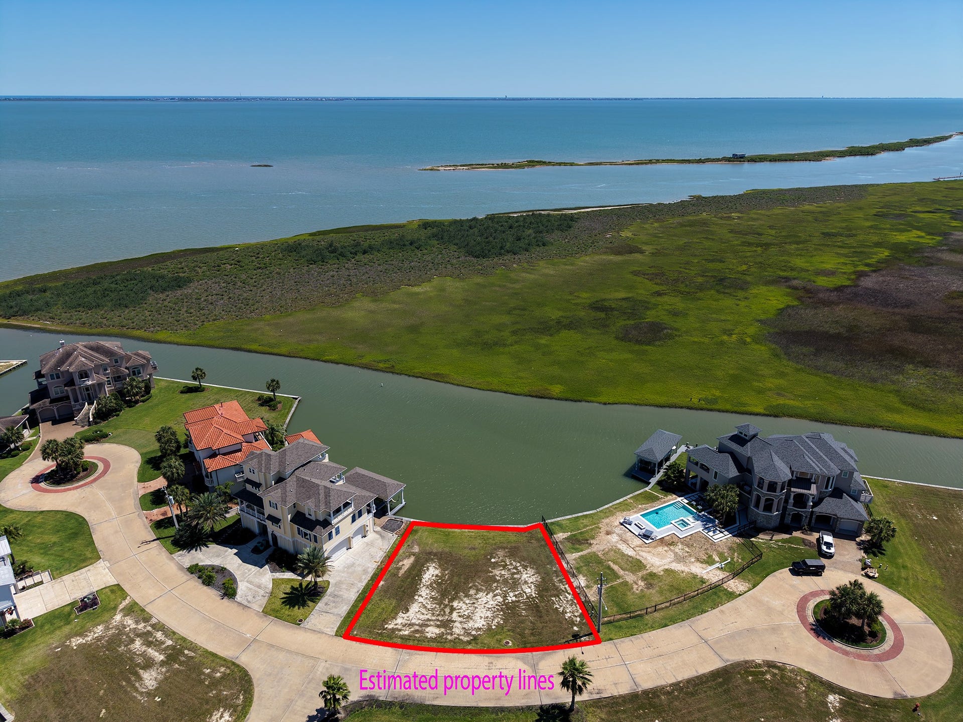 5 Little Torch, Hitchcock, TX 77563 Gorgeous bayfront location on West Galveston Bay & the Harborwalk South Channel with direct access to the Intracoastal Waterway
