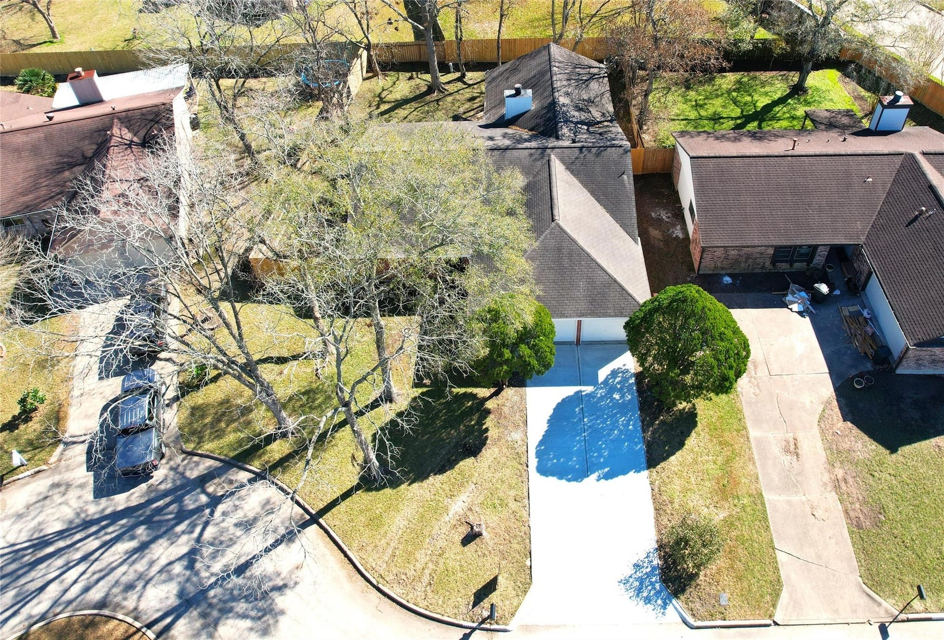 11210 Camphorwood Drive, Houston, TX 77089 11210 Camphorwood Drive, Houston, TX 77089