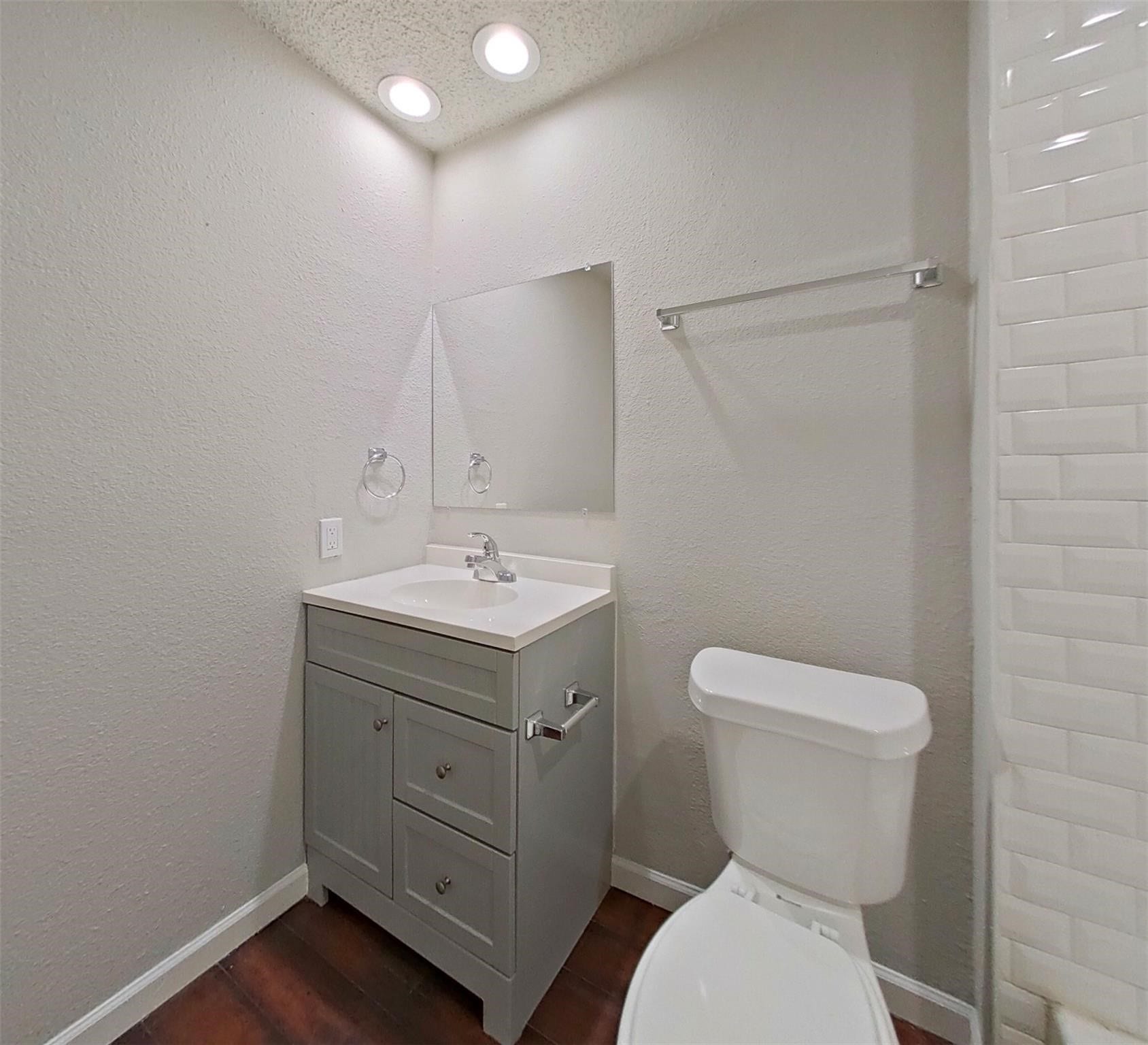 11210 Camphorwood Drive, Houston, TX 77089 11210 Camphorwood Drive, Houston, TX 77089