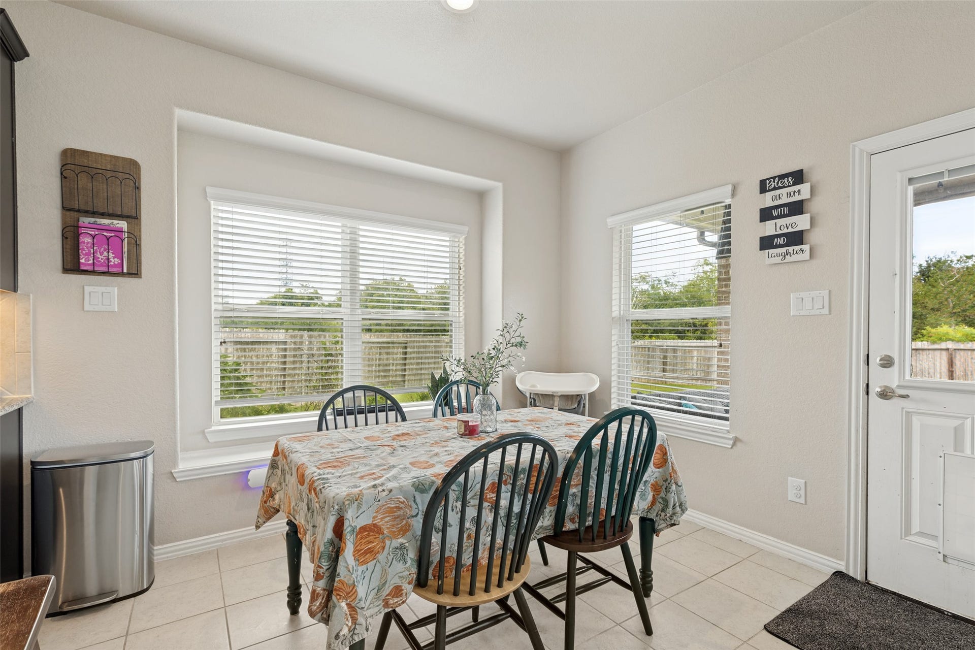 337 Burgundy Drive, Alvin, TX 77511 337 Burgundy Drive, Alvin, TX 77511