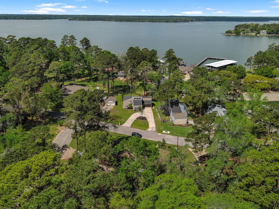 Property photo for 15211 Jamaica Drive, Willis, TX