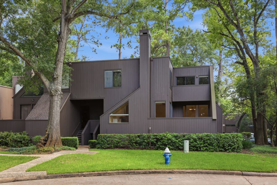 Property photo for 332 Litchfield Lane, #38, Houston, TX