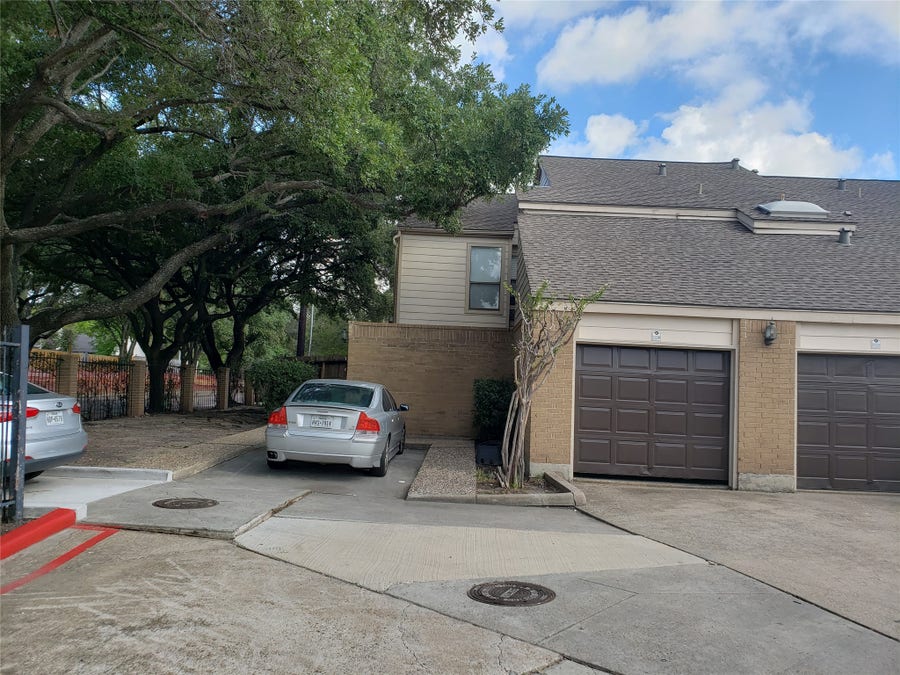 Property photo for 2277 S KIRKWOOD Road, #1115, Houston, TX