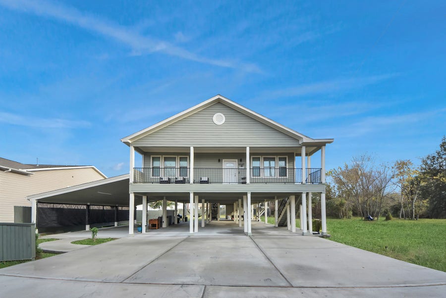 Property photo for 6543 Crestford Lane, Pasadena, TX