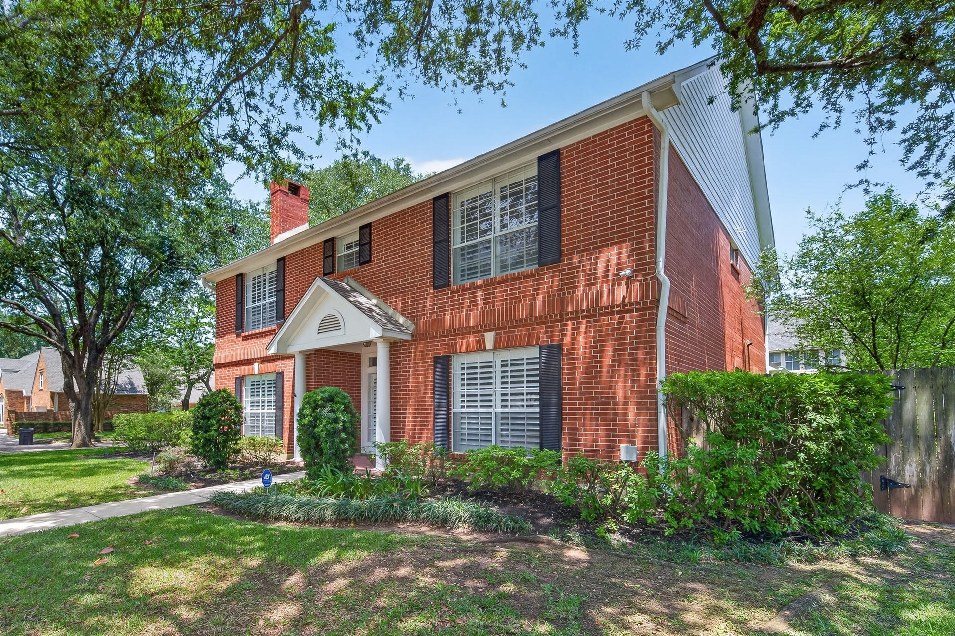 3403 Driftwood Court, Sugar Land, TX 77478 3403 Driftwood Court, Sugar Land, TX 77478