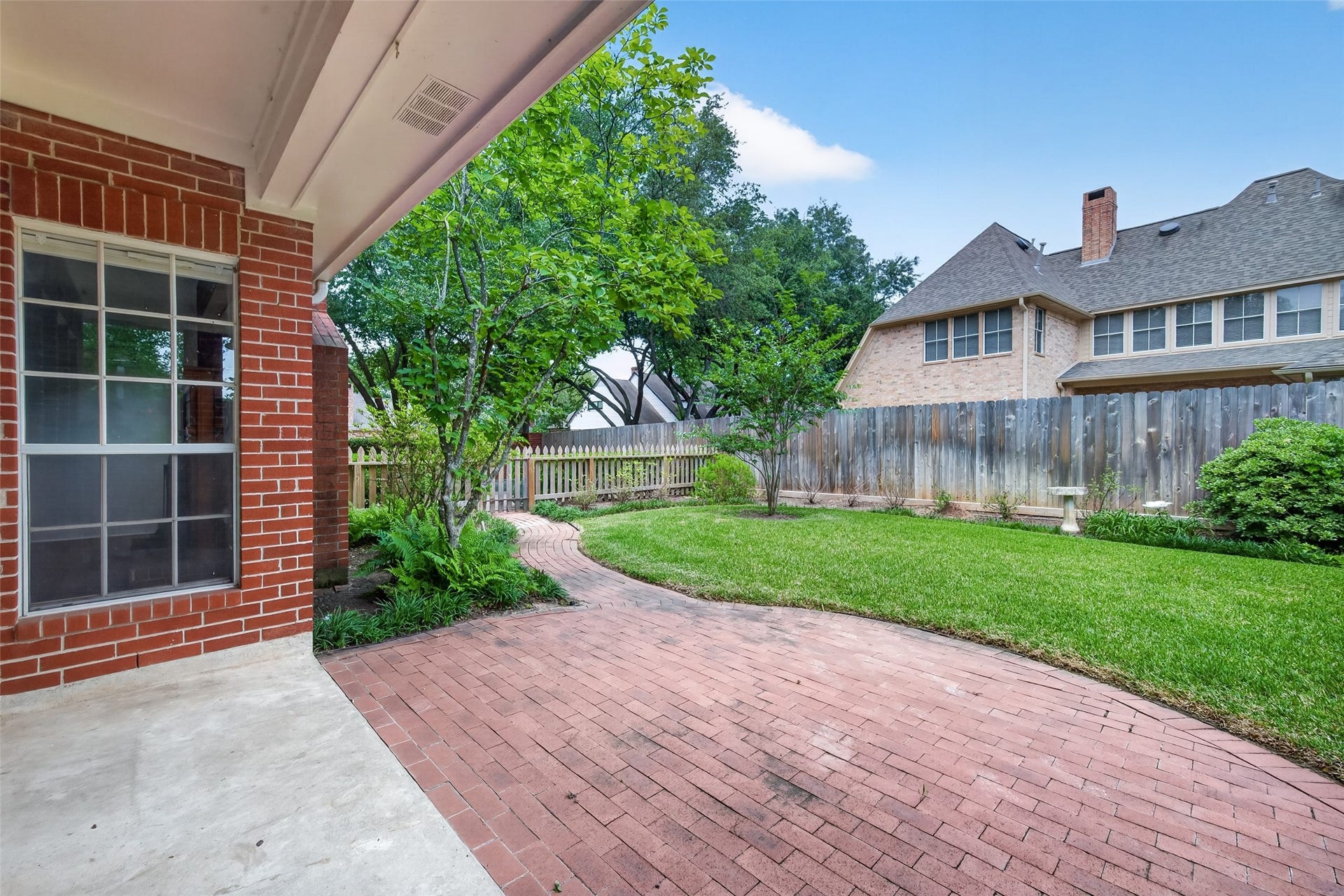 3403 Driftwood Court, Sugar Land, TX 77478 3403 Driftwood Court, Sugar Land, TX 77478