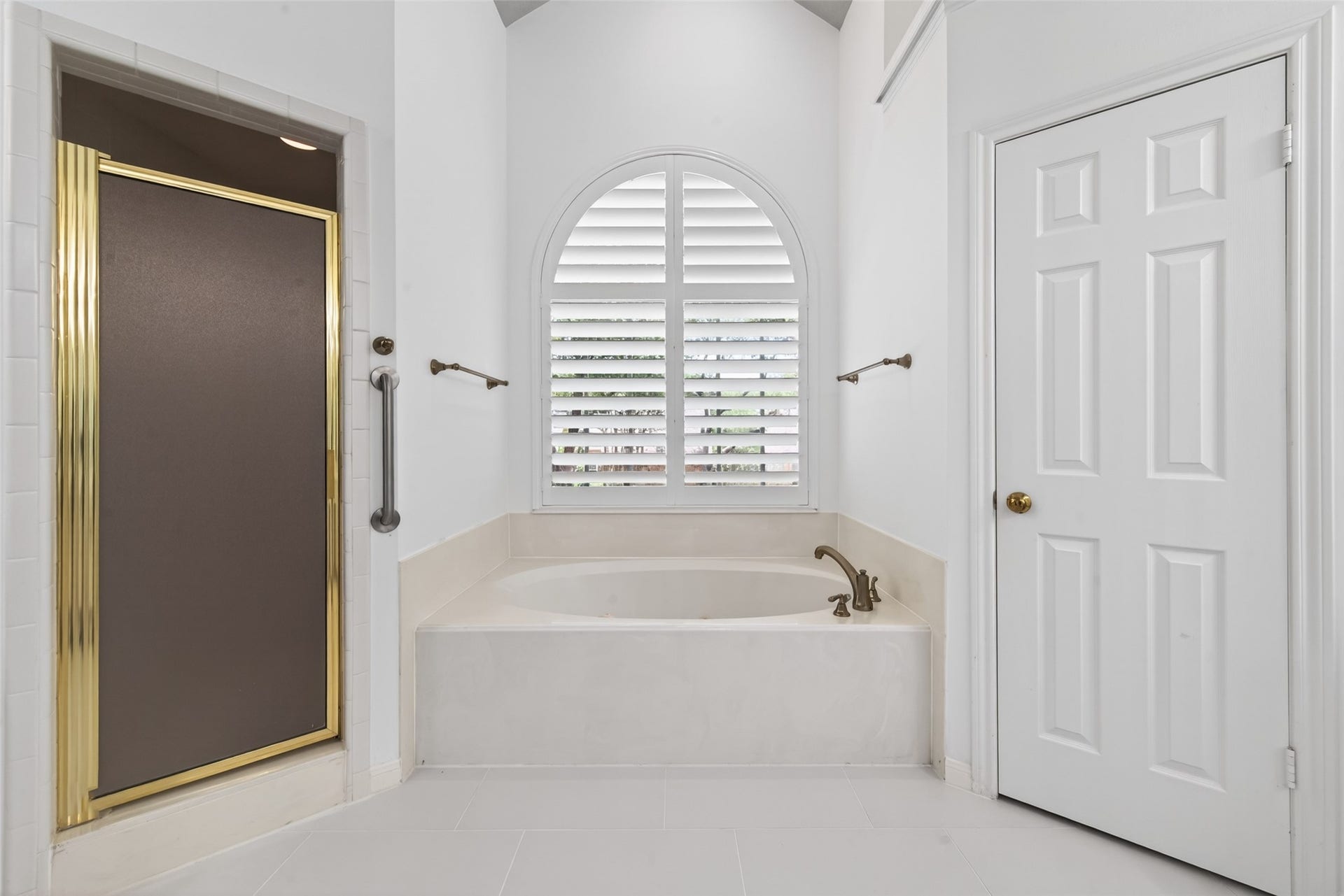 3403 Driftwood Court, Sugar Land, TX 77478 3403 Driftwood Court, Sugar Land, TX 77478