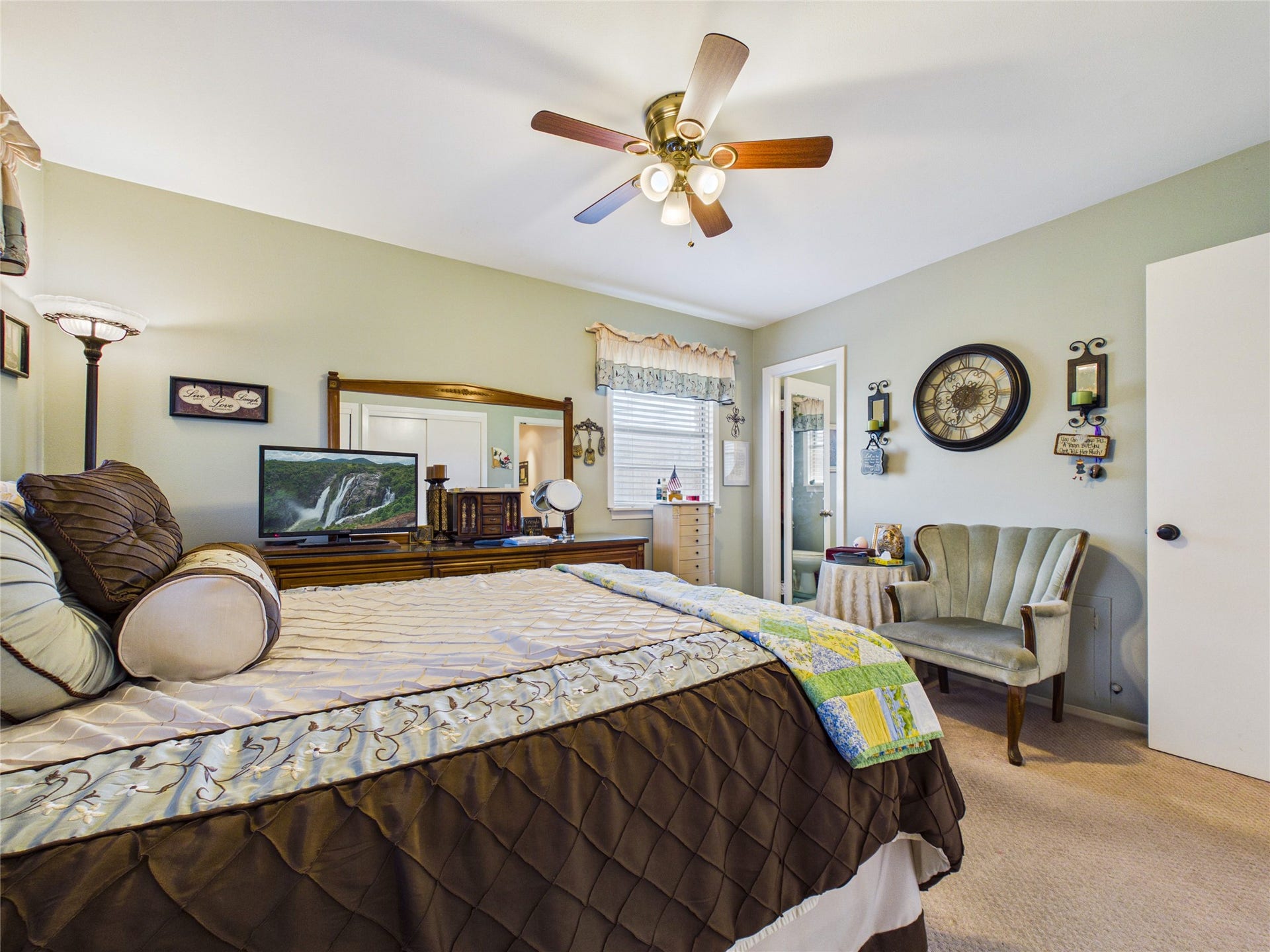 858 Shawnee Street, Houston, TX 77034 858 Shawnee Street, Houston, TX 77034