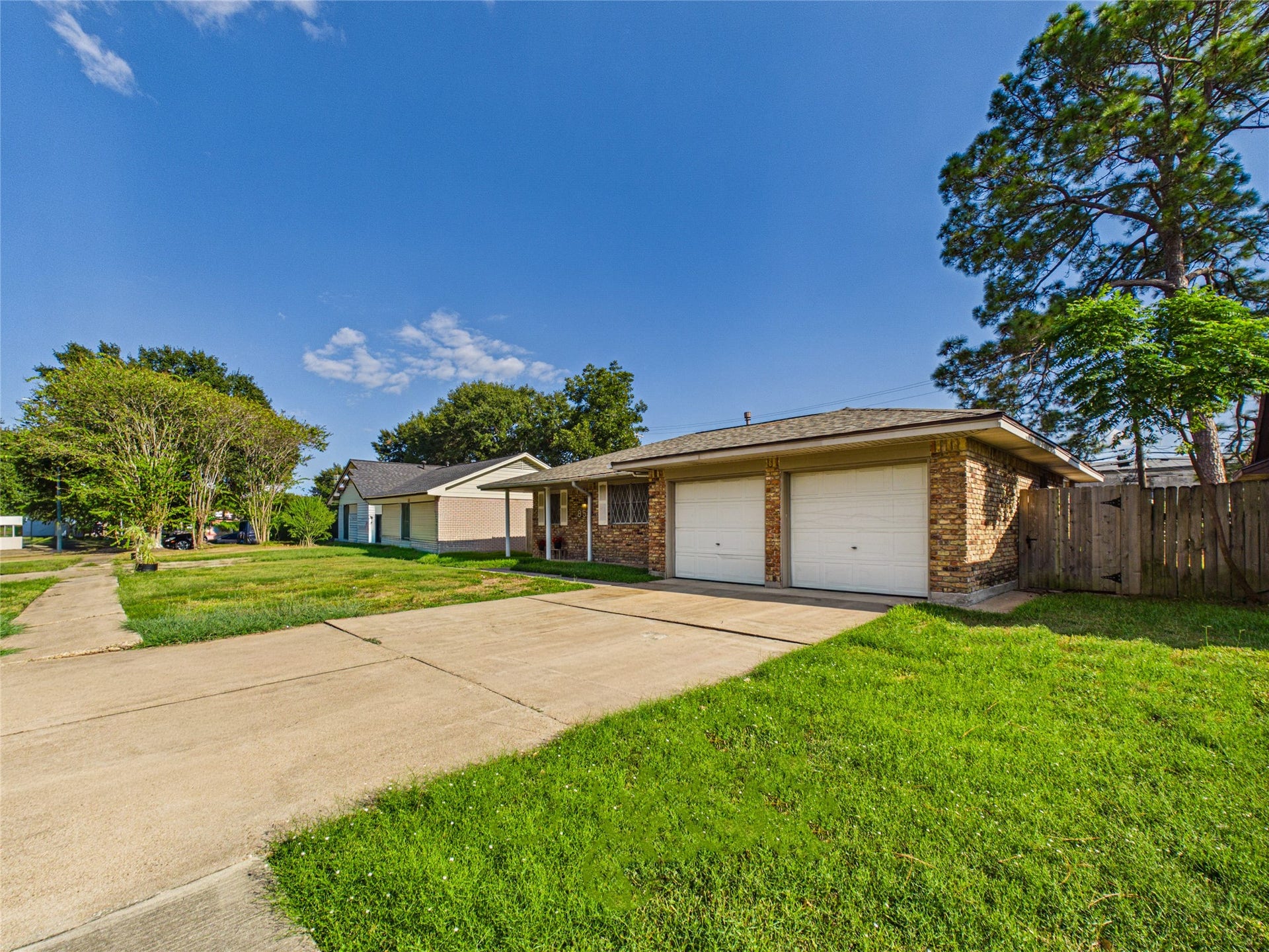 858 Shawnee Street, Houston, TX 77034 858 Shawnee Street, Houston, TX 77034